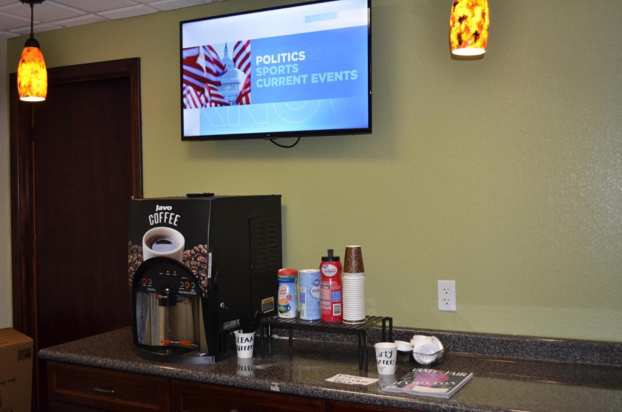 Budget Inn Williamsville Bagian luar foto