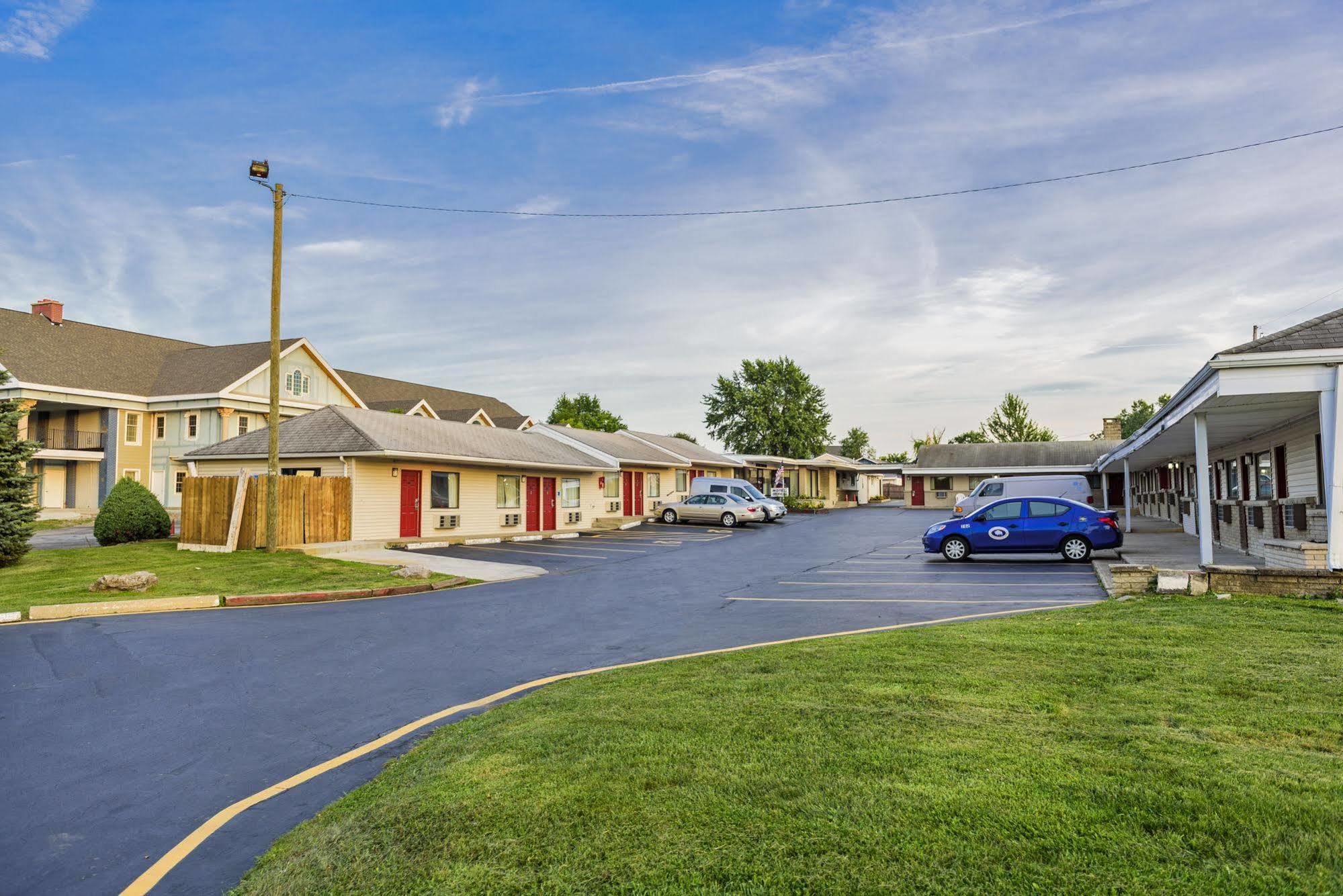Budget Inn Williamsville Bagian luar foto
